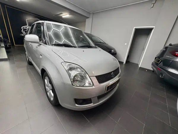 Suzuki Swift 1.3 DDiS Sport 3
