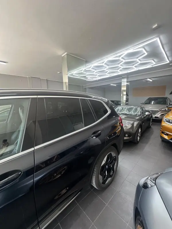 BMW iX3 M Sport Impressive 6