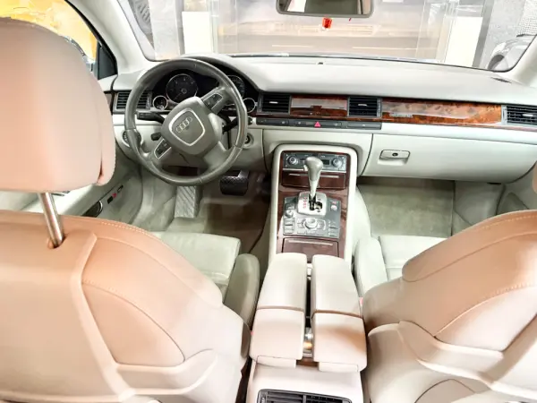 Audi A8 3.0 TDI V6 quattro Tiptronic 17