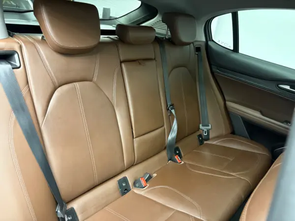 Alfa Romeo Stelvio 2.2 D Super AT8 11