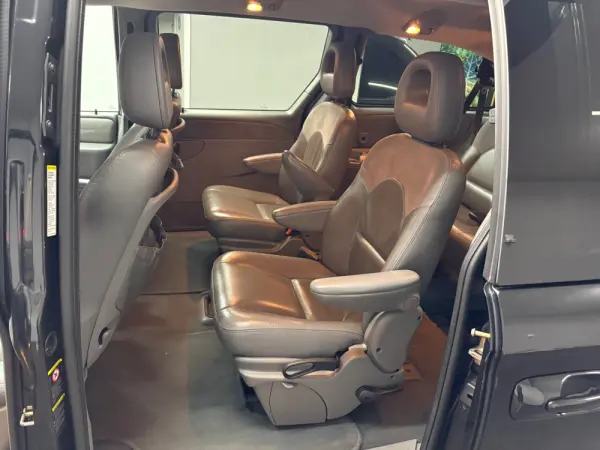 Chrysler Grand Voyager 2.8 CRD Auto Limited 10