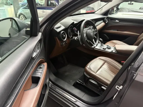 Alfa Romeo Stelvio 2.2 D Super AT8 5