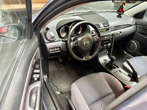 Mazda 3 Sedan MZ-CD 1.6 Exclusive Plus 3