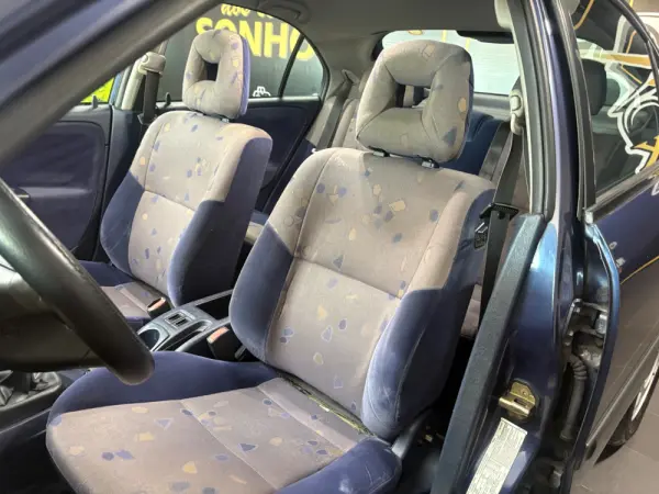 Mitsubishi Carisma HB 1.9 Di-D HP Avance 7