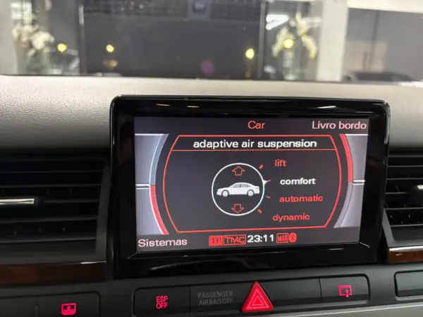 Audi A8 3.0 TDI V6 quattro Tiptronic 24