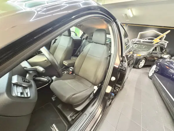 Alfa Romeo Giulietta 2.0 JTDm Distinctive TCT 8