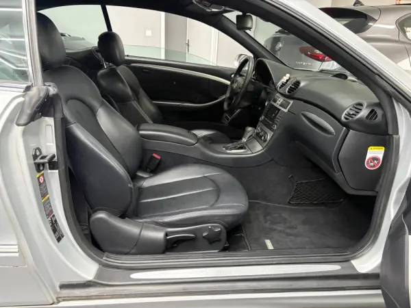Mercedes-Benz CLK 220 CDi Avantgarde Aut. 9
