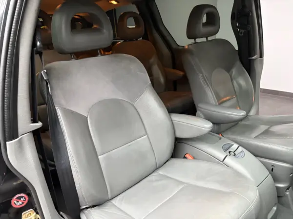 Chrysler Grand Voyager 2.8 CRD Auto Limited 8