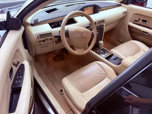 Citroen C6 2.7 HDi V6 Exclusive 5