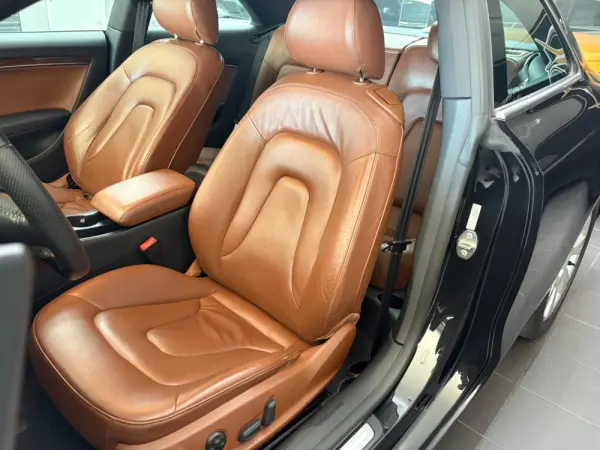 Audi A5 2.7 TDI Multitronic 7