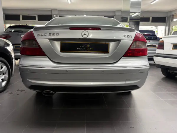 Mercedes-Benz CLK 220 CDi Avantgarde Aut. 35