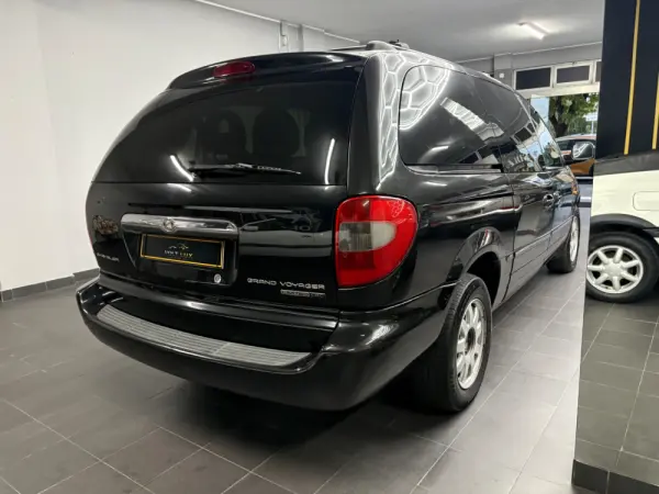 Chrysler Grand Voyager 2.8 CRD Auto Limited 3