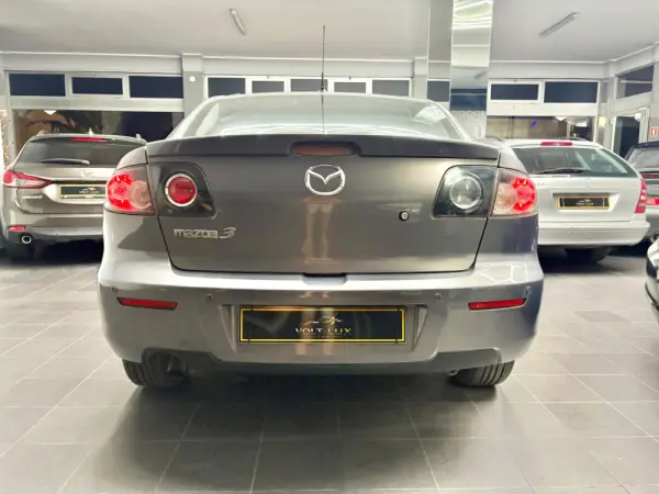 Mazda 3 Sedan MZ-CD 1.6 Exclusive Plus 21