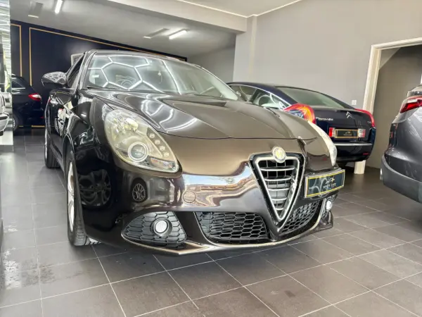 Alfa Romeo Giulietta 2.0 JTDm Distinctive TCT 3