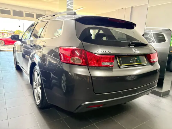 Honda Accord Tourer 2.2 i-DTEC Executive 4
