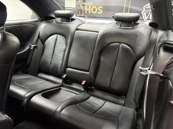 Mercedes-Benz CLK 220 CDi Avantgarde Aut. 12