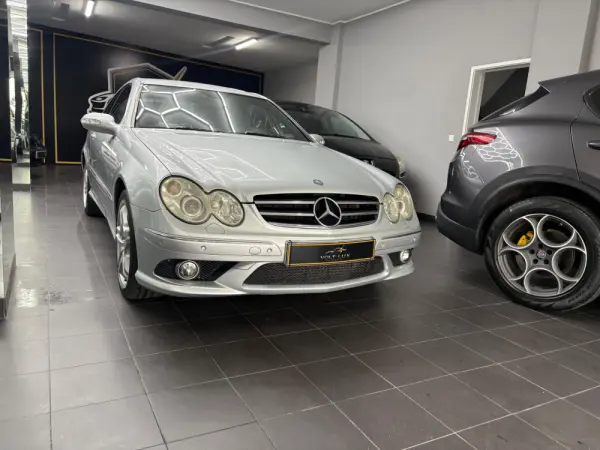 Mercedes-Benz CLK 220 CDi Avantgarde Aut. 2
