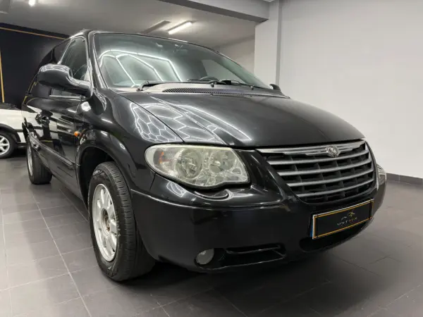 Chrysler Grand Voyager 2.8 CRD Auto Limited 32