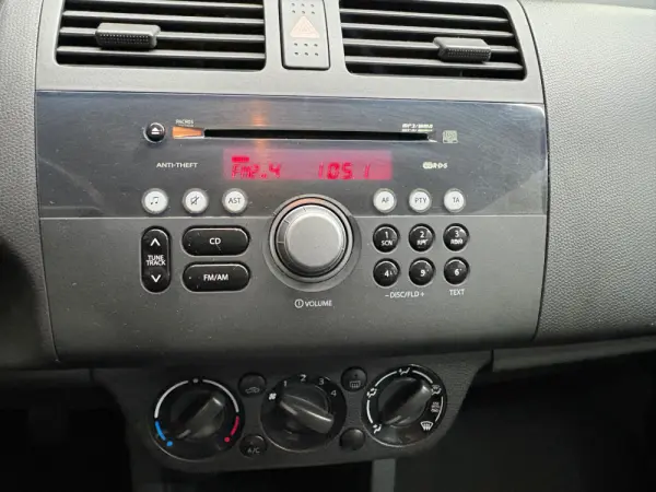 Suzuki Swift 1.3 DDiS Sport 20