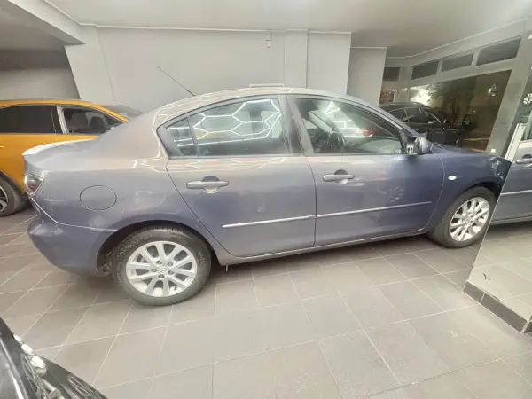 Mazda 3 Sedan MZ-CD 1.6 Exclusive Plus 20