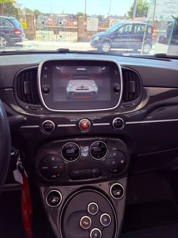 Abarth 695C 1.4 T-Jet Rivale MTA 175th Annivesary 31