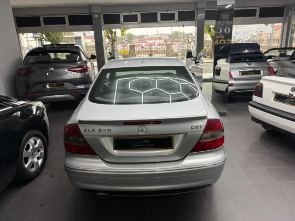 Mercedes-Benz CLK 220 CDi Avantgarde Aut. 36