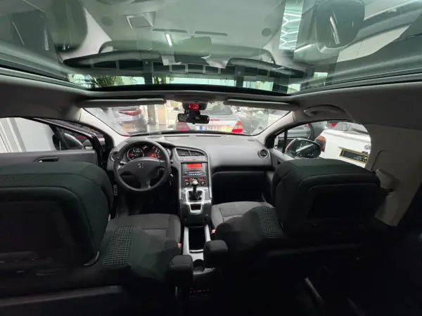 Peugeot 5008 1.6 HDi Tech-Motion 17