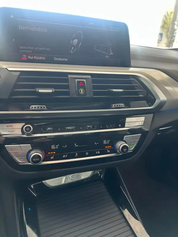 BMW iX3 M Sport Impressive 13