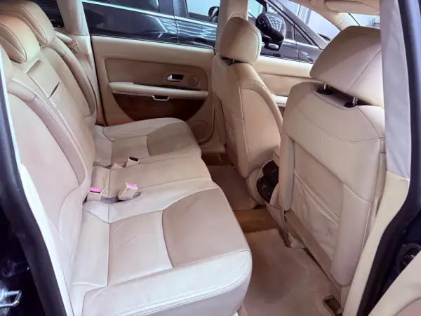 Citroen C6 2.7 HDi V6 Exclusive 8