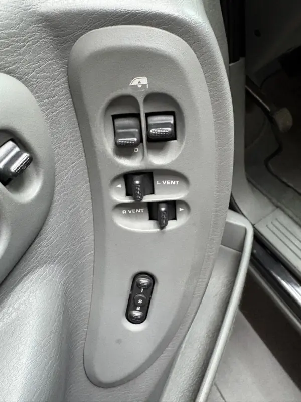 Chrysler Grand Voyager 2.8 CRD Auto Limited 23