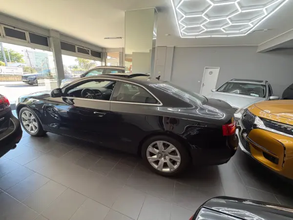 Audi A5 2.7 TDI Multitronic 52