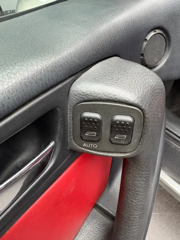 Alfa Romeo Spider 1.8 TS 10