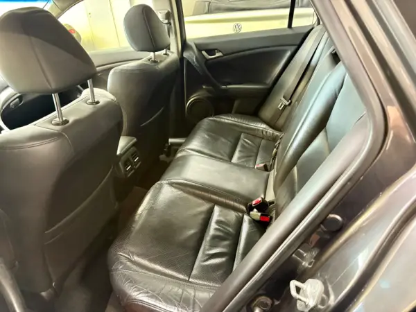 Honda Accord Tourer 2.2 i-DTEC Executive 9