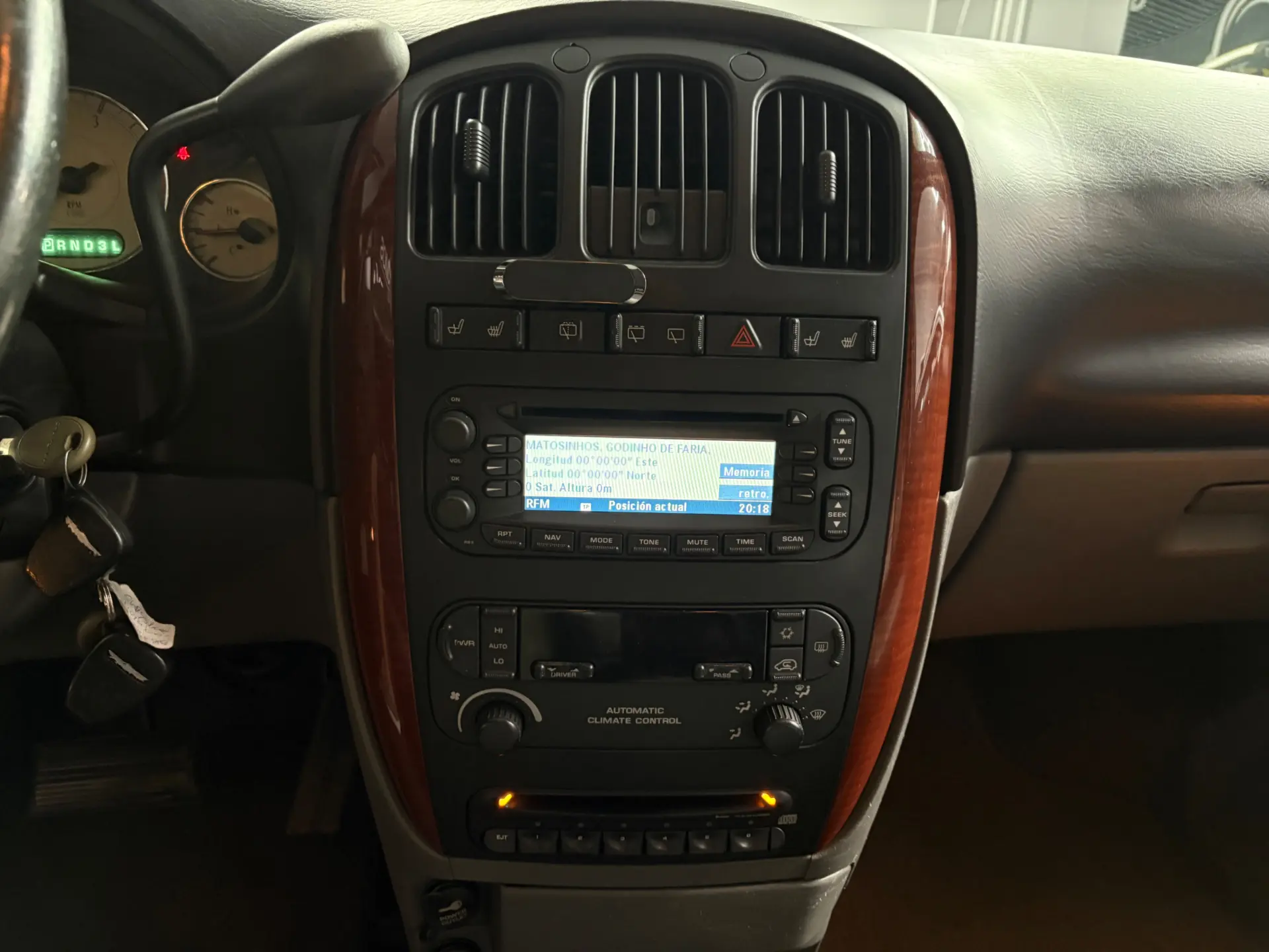 Chrysler Grand Voyager 2.8 CRD Auto Limited 17
