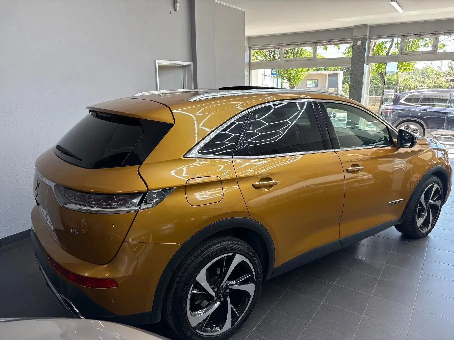 DS DS7 Crossback 2.0 HDi La Premier 180 Cv 2