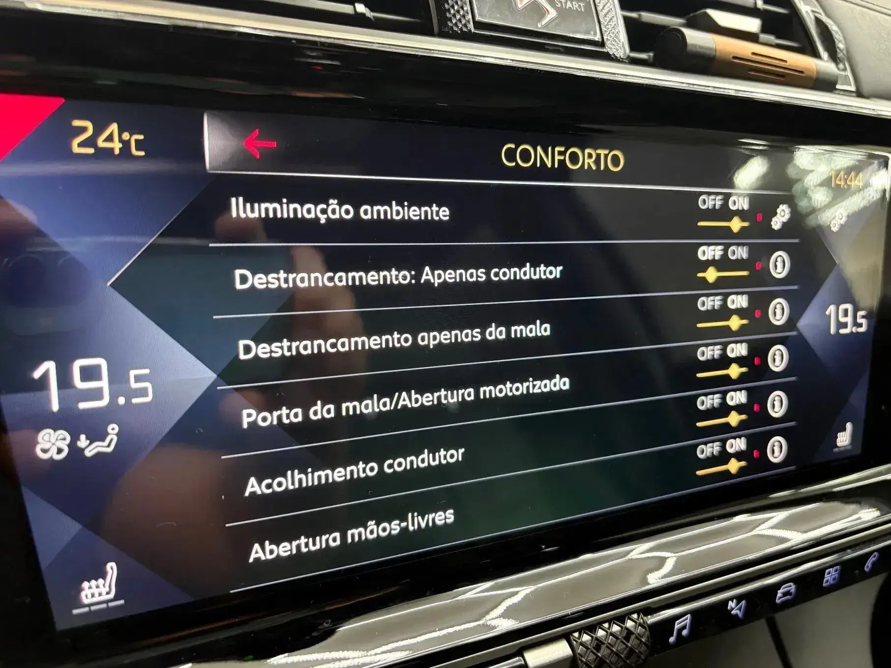 DS DS7 Crossback 2.0 HDi La Premier 180 Cv 38