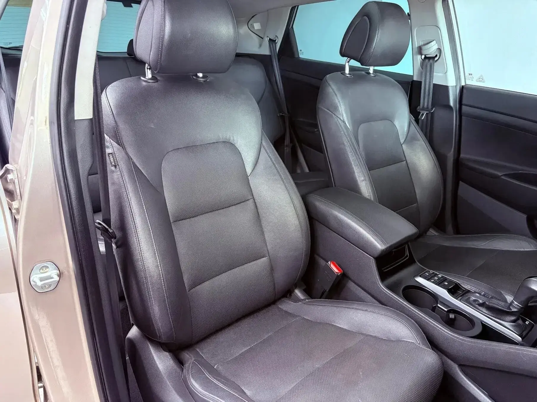 Hyundai Tucson 1.7 Crdi Premium DCT 140 Cv 9