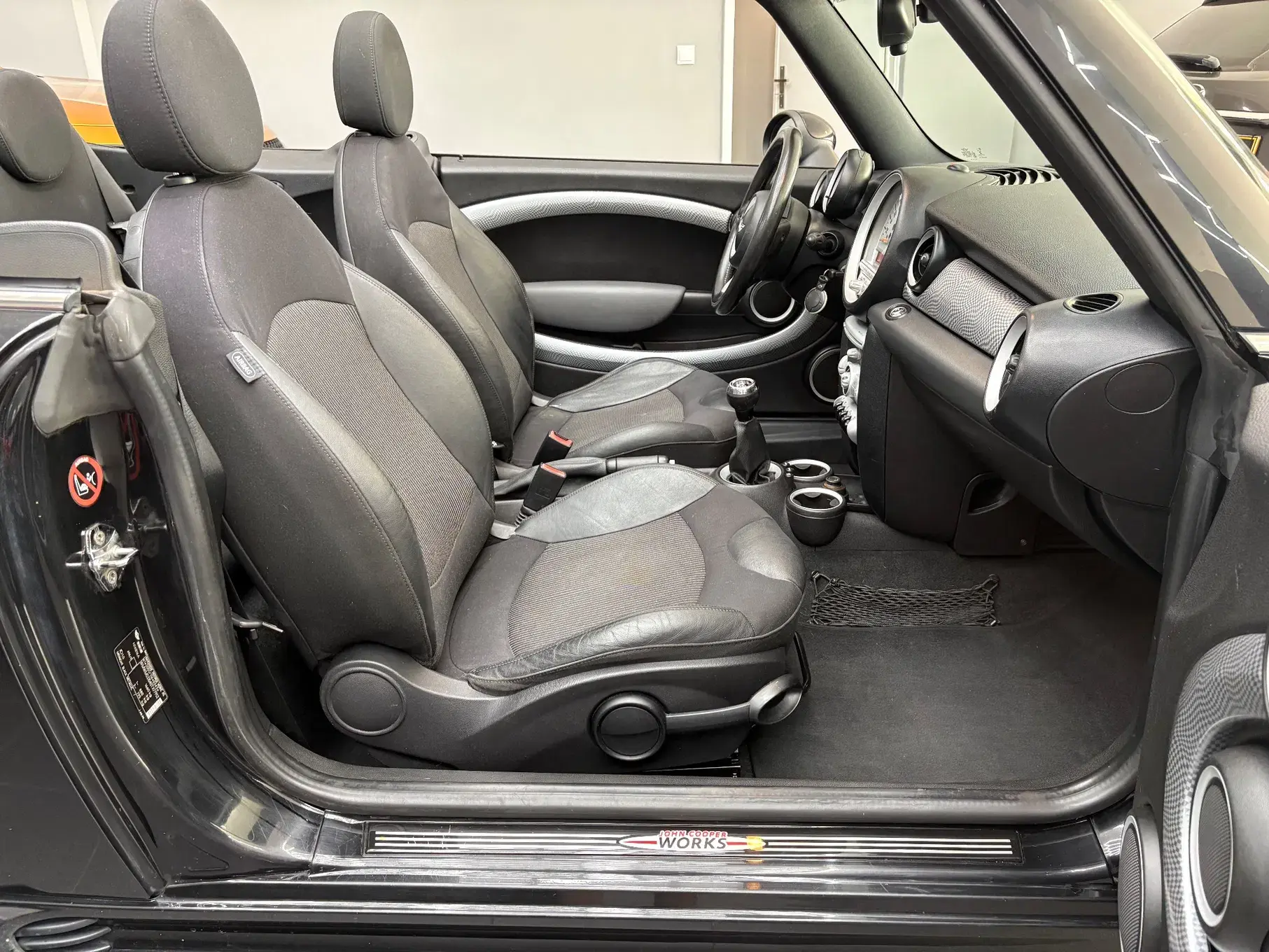 MINI Cabrio Cooper S 3
