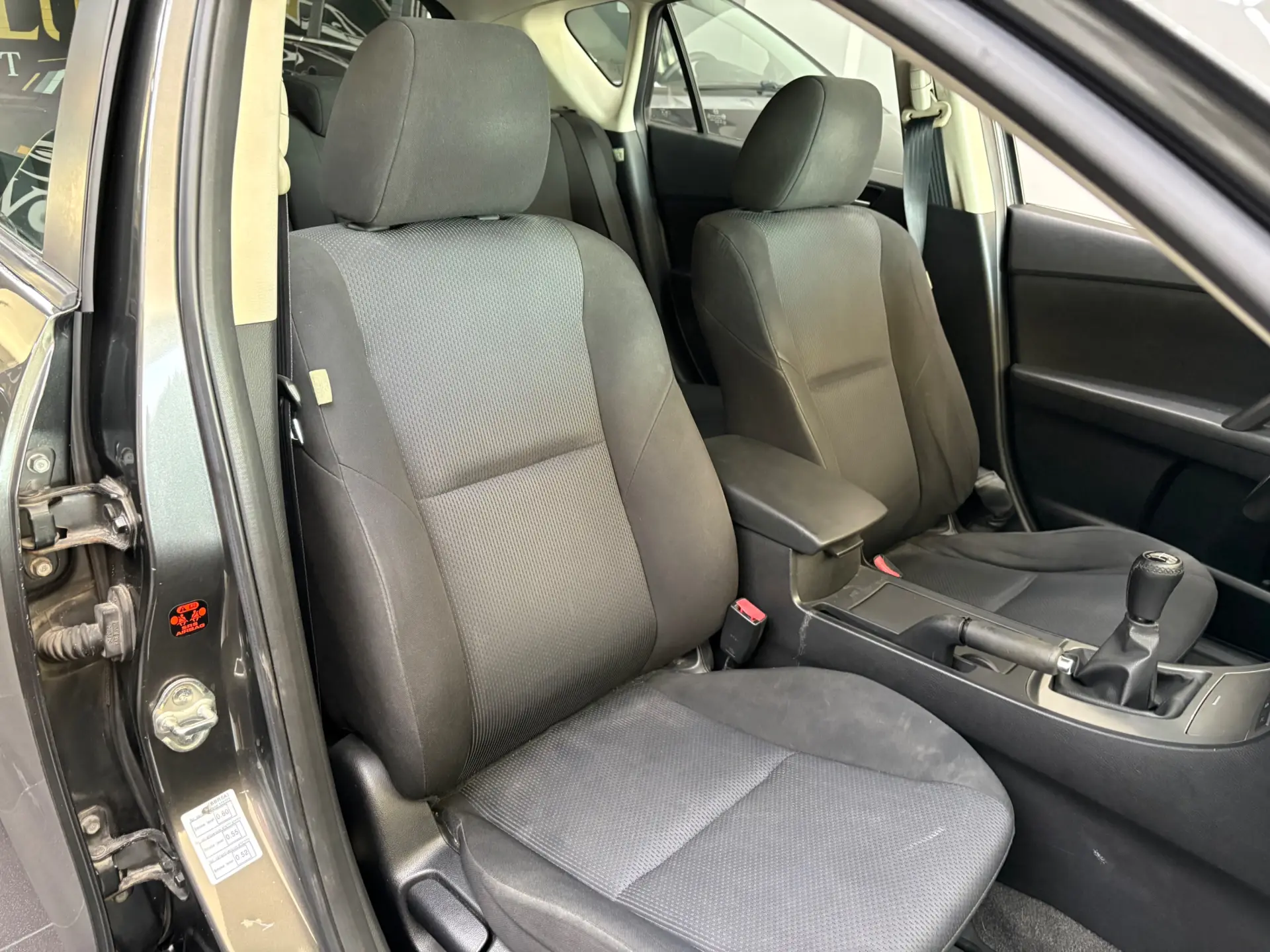 Mazda 3 Hatchback MZ-CD 1.6 Sport 9