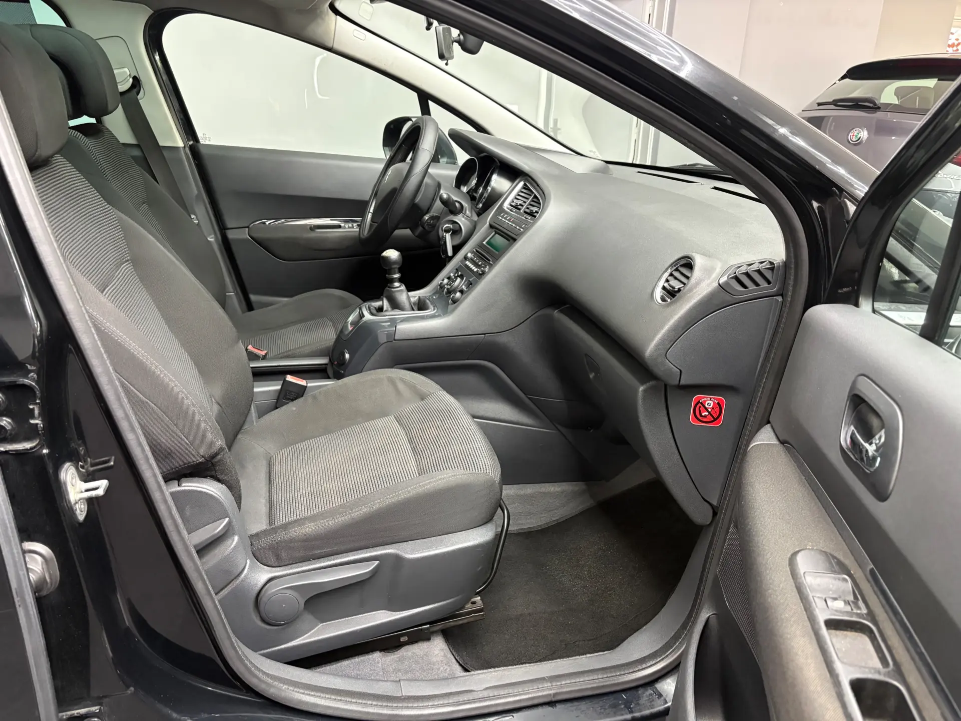Peugeot 5008 1.6 HDi Tech-Motion 13