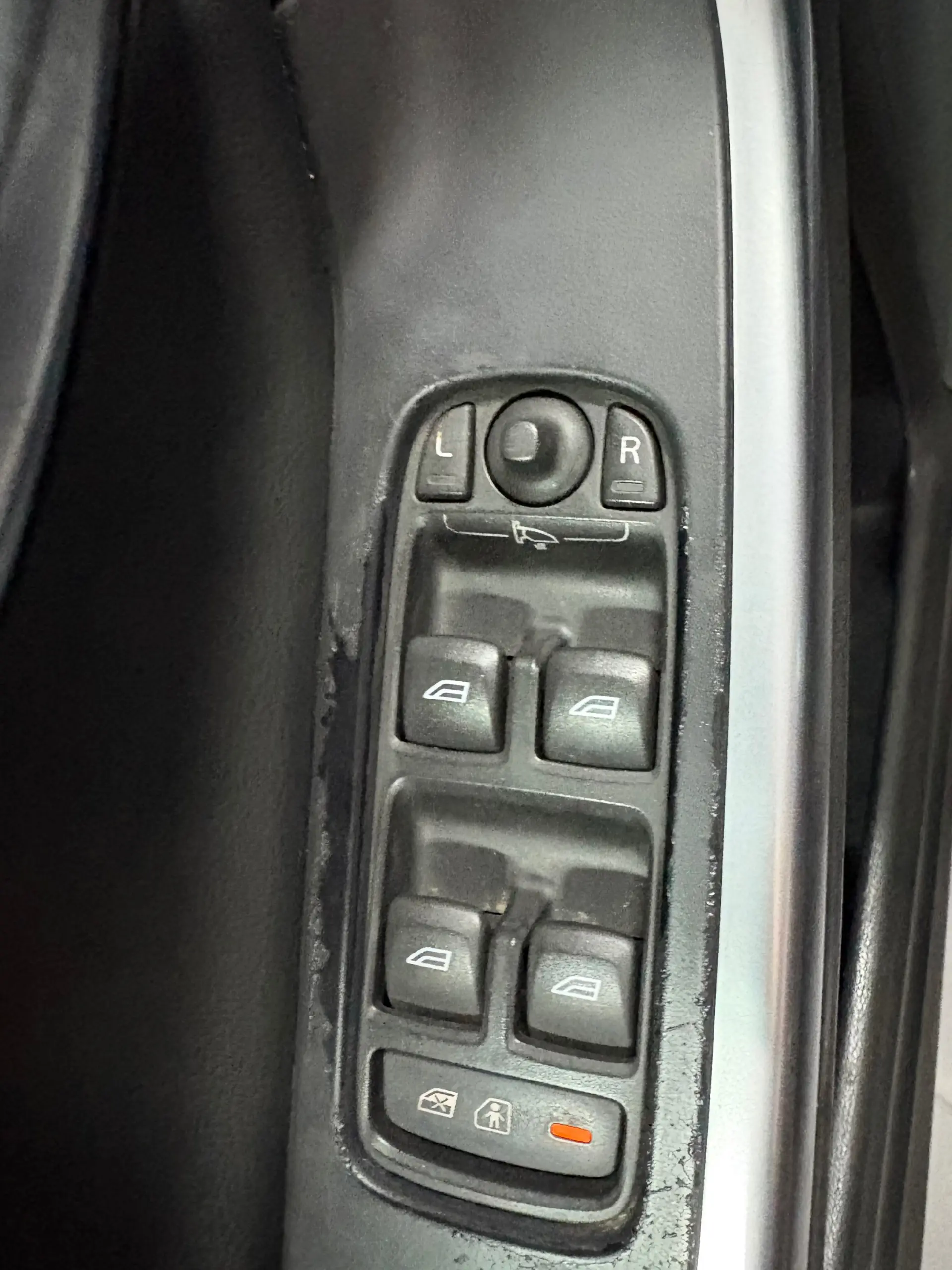Volvo V60 2.0 D2 Summum Geartronic 15