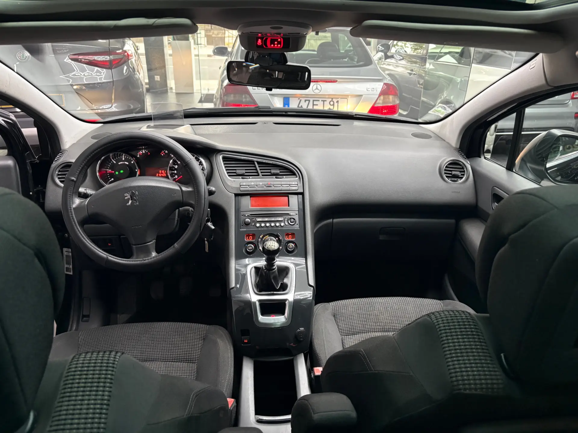 Peugeot 5008 1.6 HDi Tech-Motion 18