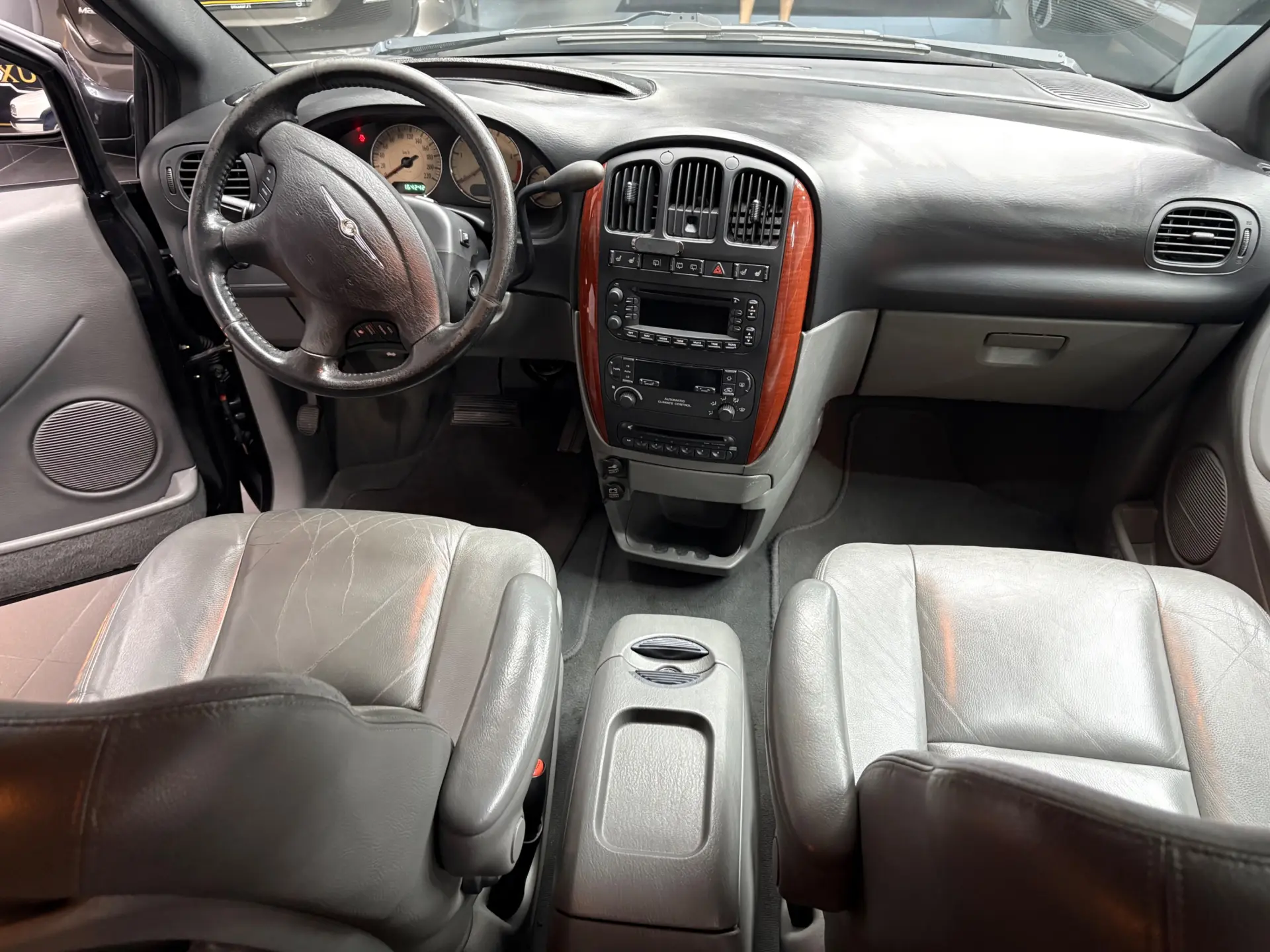 Chrysler Grand Voyager 2.8 CRD Auto Limited 13