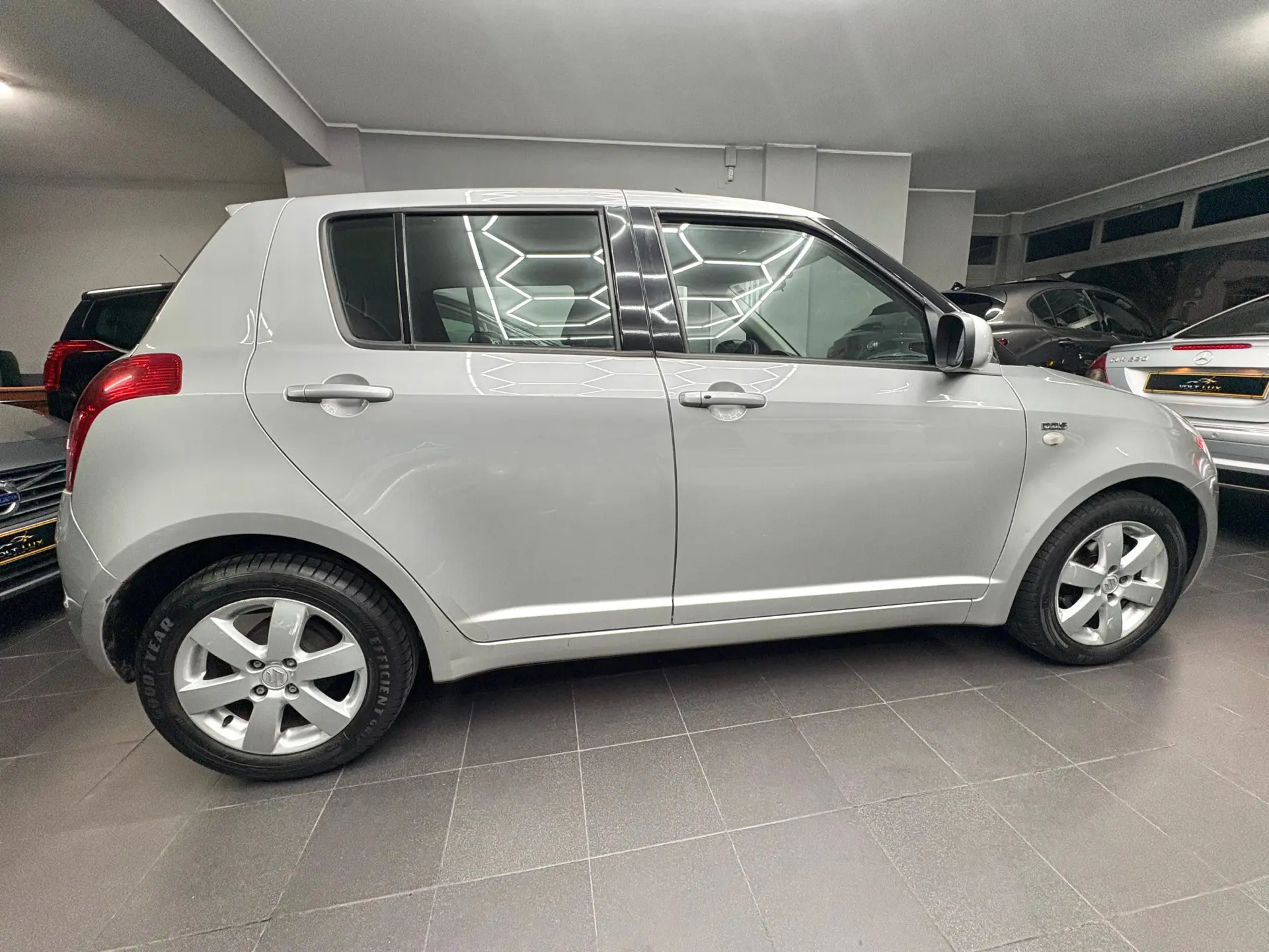 Suzuki Swift 1.3 DDiS Sport 31