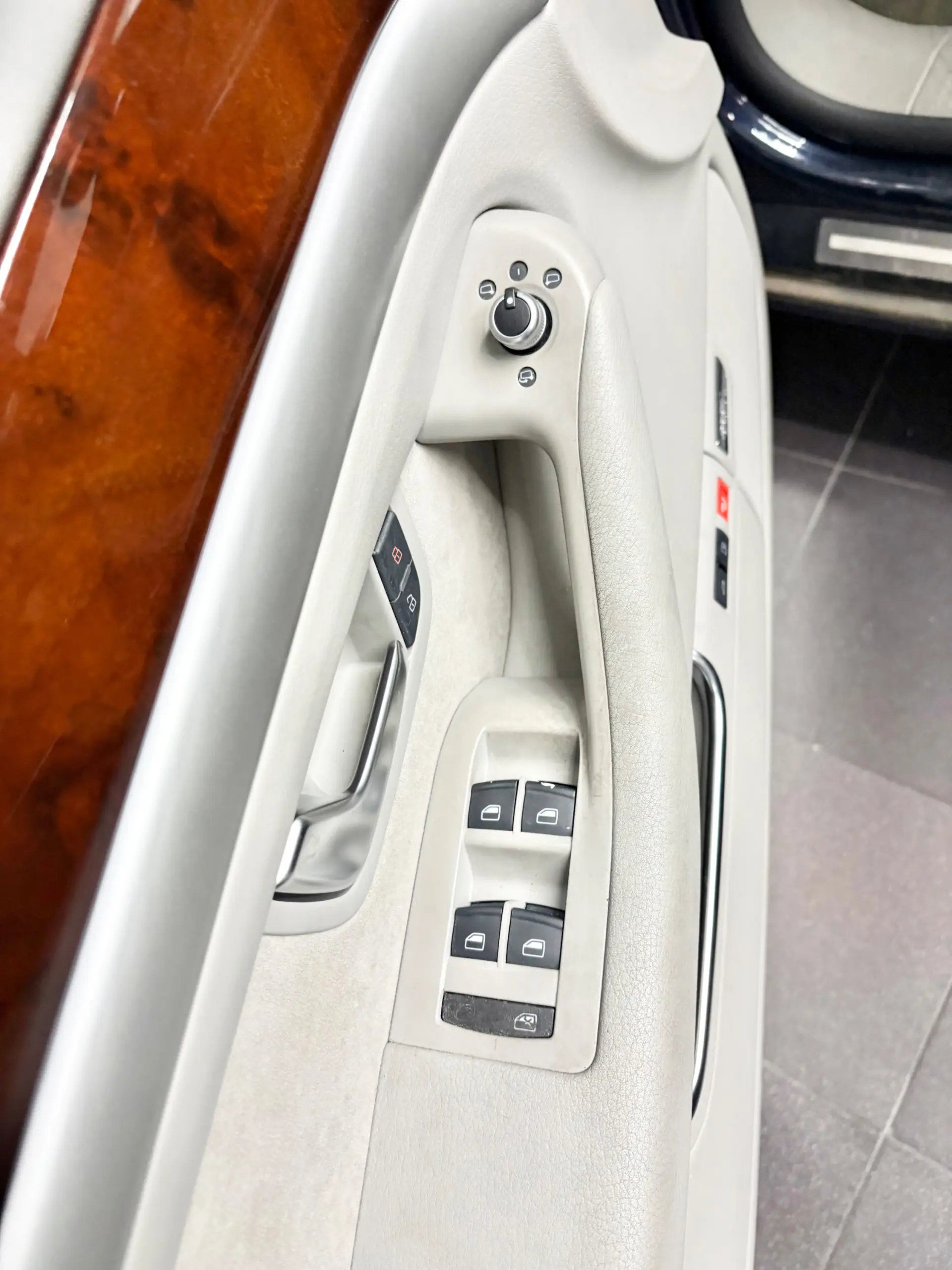 Audi A8 3.0 TDI V6 quattro Tiptronic 16