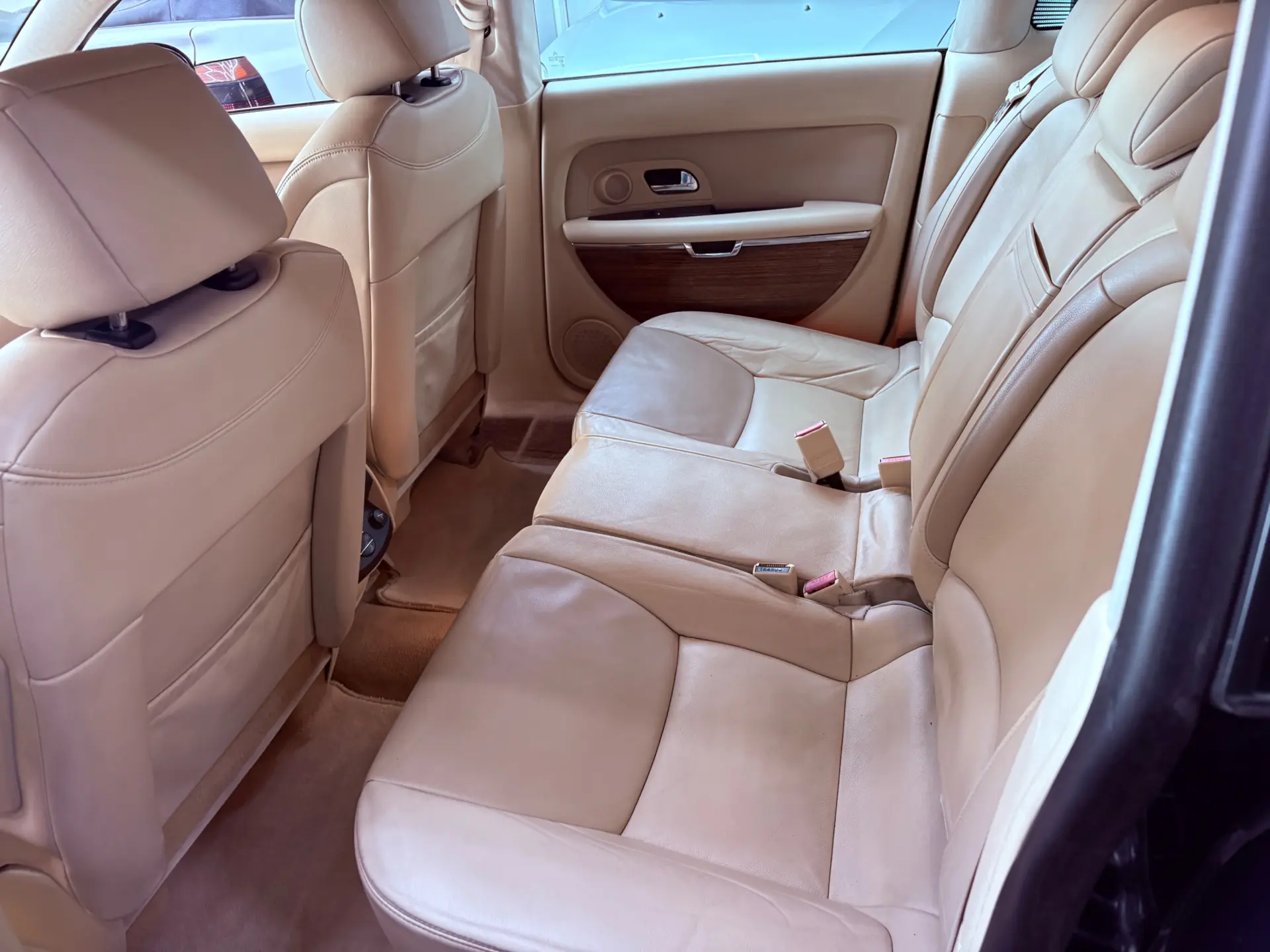 Citroen C6 2.7 HDi V6 Exclusive 6
