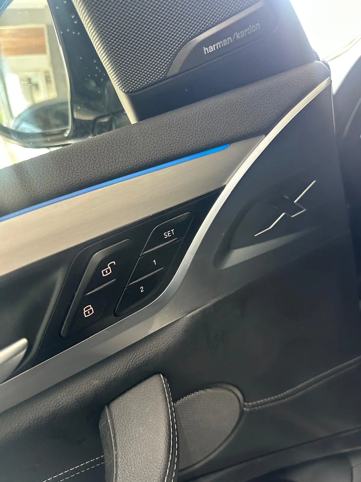 BMW iX3 M Sport Impressive 12
