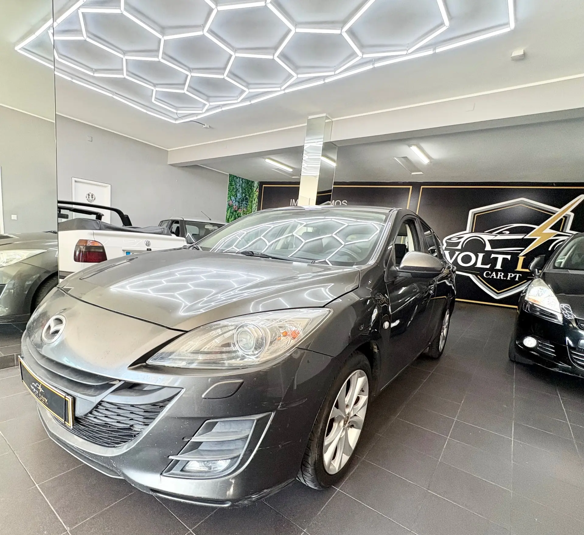 Mazda 3 Hatchback MZ-CD 1.6 Sport 1