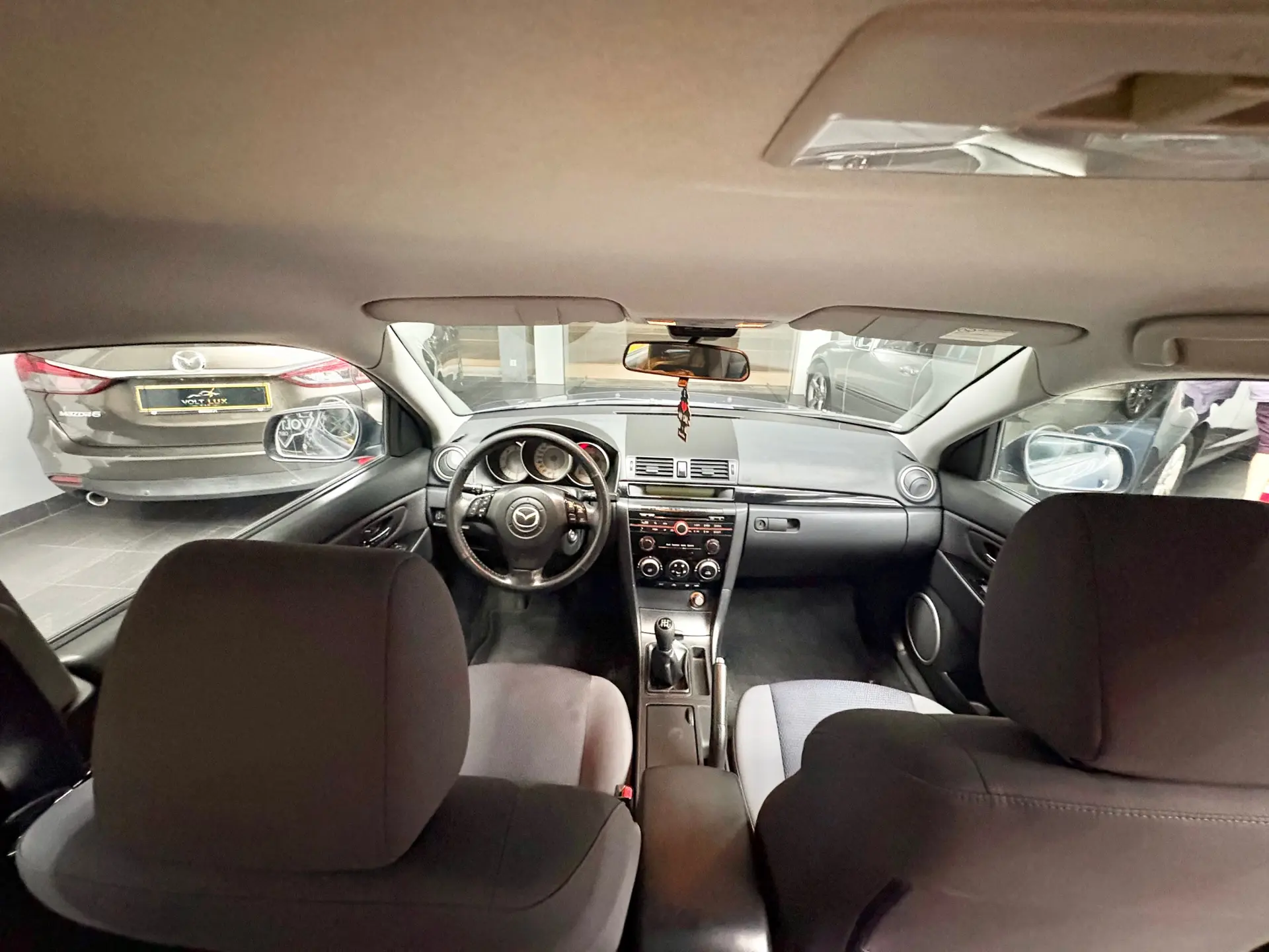 Mazda 3 Sedan MZ-CD 1.6 Exclusive Plus 10