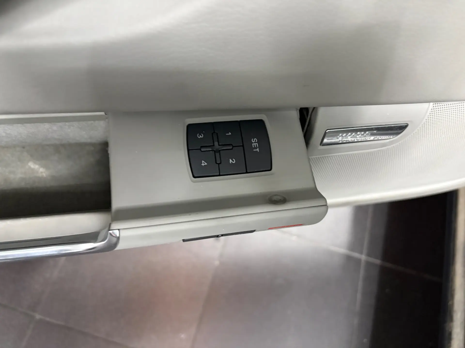 Audi A8 3.0 TDI V6 quattro Tiptronic 15